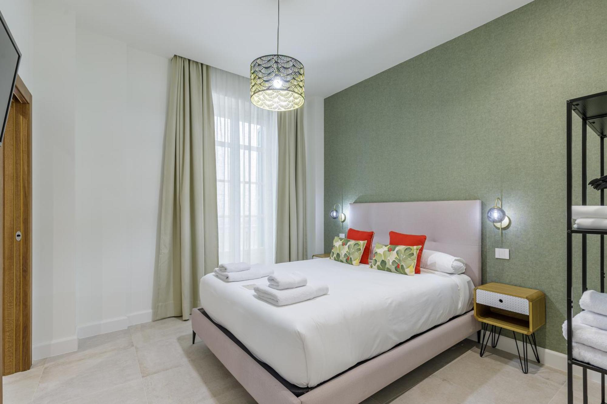 Plaza Del Siglo Suites & Boutique Apartments By Caleta Homes Málaga Exterior foto
